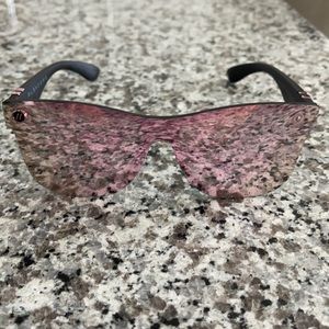 Blenders Jenna Cartel sunglasses